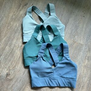 Iwa company set of 3 sports bras